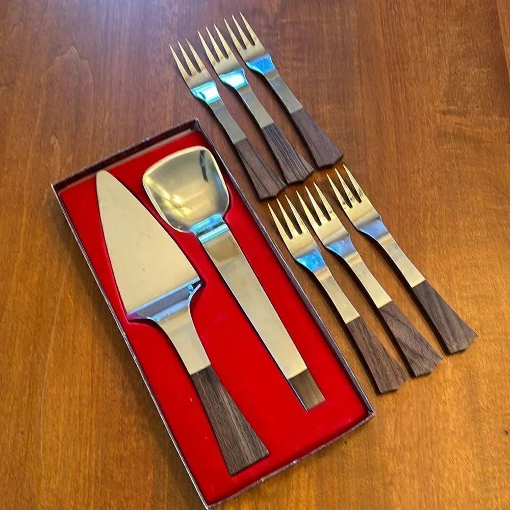 MCM New in box Vernco Hostess Dessert Set